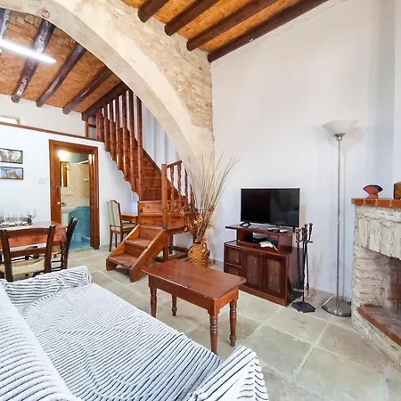 Athena's Pool Oasis Apartamento