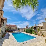 Athena's Pool Oasis Lejlighed *