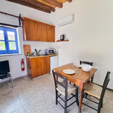 Apartment Athena's Pool Oasis