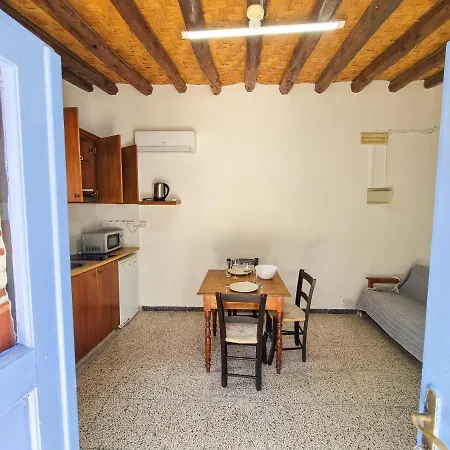 Apartment Athena's Pool Oasis *