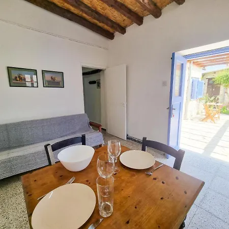 Daire Athena's Pool Oasis *