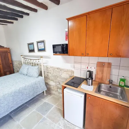 Athena's Pool Oasis Apartament Skarinou