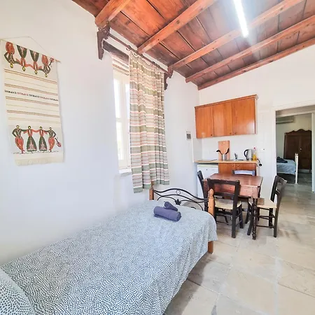 Athena's Pool Oasis Appartement Skarinou