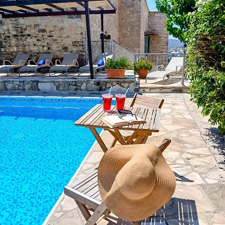 Athena's Pool Oasis Daire Skarinou