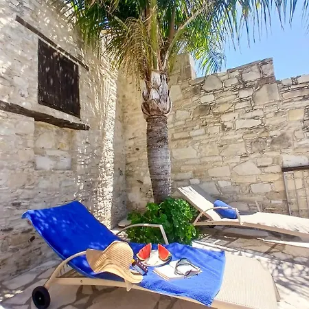 Daire Athena's Pool Oasis