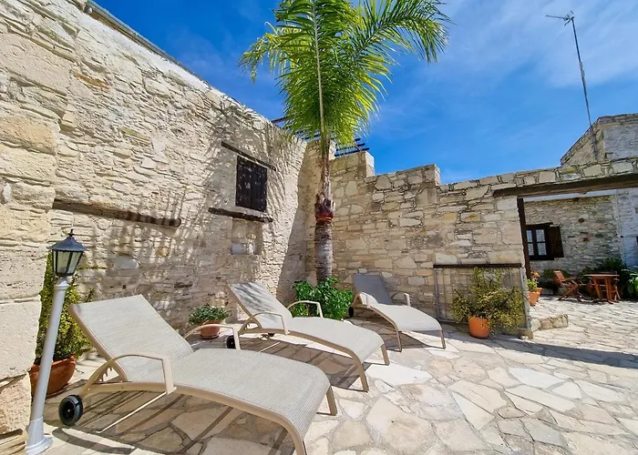 Appartement Athena's Pool Oasis