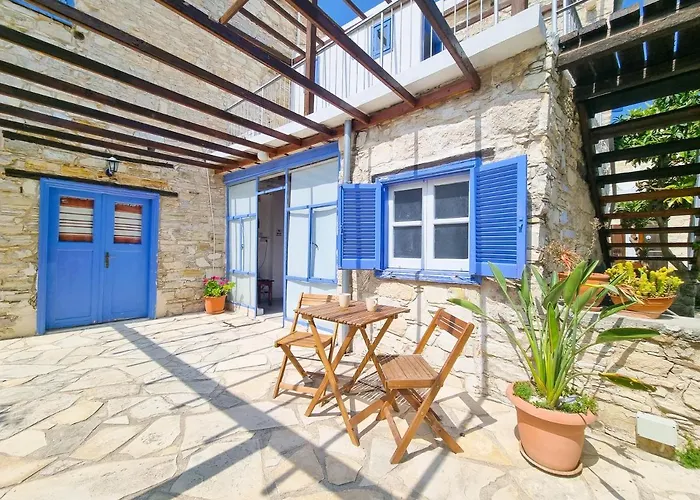 Appartement Athena's Pool Oasis