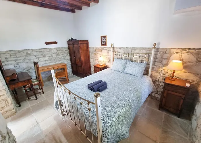 Athena's Pool Oasis * Skarinou