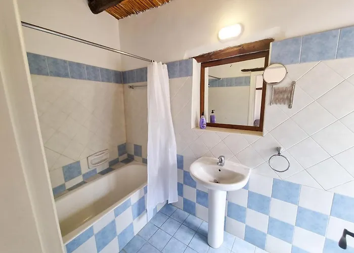 Athena's Pool Oasis * Skarinou