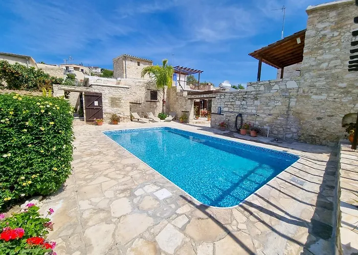 Athena's Pool Oasis Appartement *