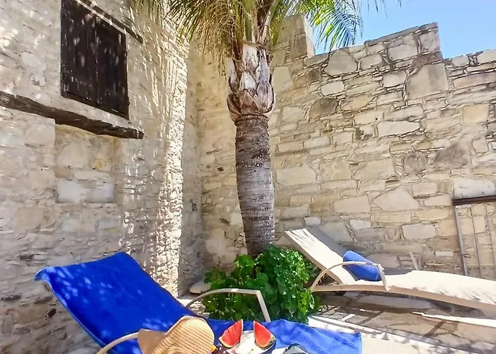 Appartement Athena's Pool Oasis