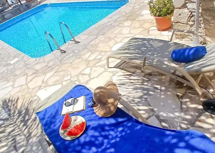 Appartement Athena's Pool Oasis *
